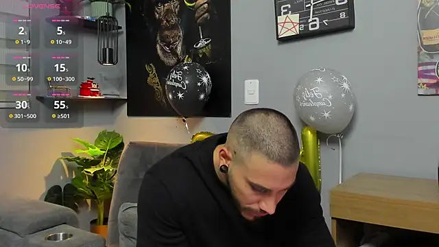 Giorgio-Leone online show from 12-23-25, 05:16