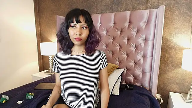 Akane Uwu online show from 02-19-25, 04:00