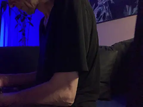 Snapshot of Bula94193 chatting on 02-24-26, 09:35 Bula94193 online show from 02-24-26, 09:35