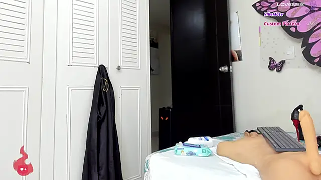 sweet amalia4 online show from 10-18-25, 03:09