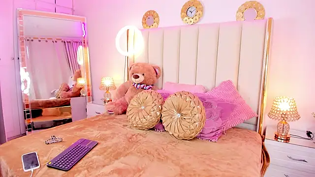 evangelin ts online show from 09-15-25, 01:44