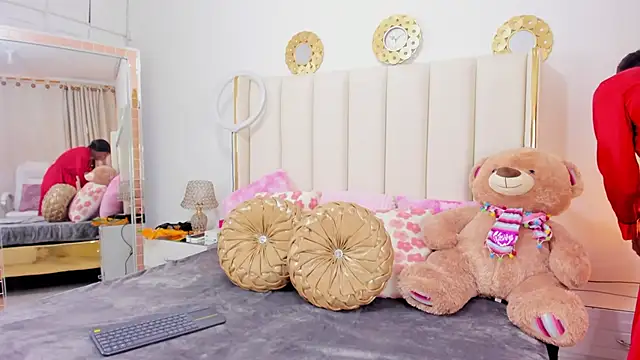 evangelin ts online show from 11-14-25, 01:54