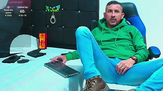 Yeol King online show from 01-17-26, 03:06