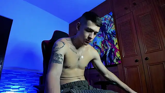 Snapshot of Dimitri_higth420 chatting on 02-11-25, 01:31 Dimitri higth420 online show from 02-11-25, 01:31