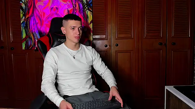 Snapshot of Dimitri_higth420 chatting on 03-07-25, 10:43 Dimitri higth420 online show from 03-07-25, 10:43