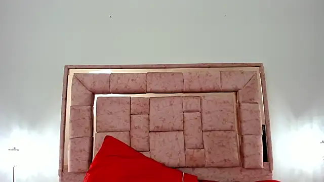 zoee lovv online show from 12-14-24, 03:07