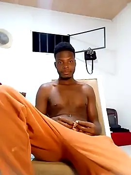 DalianHR33 online show from 12-14-24, 03:40