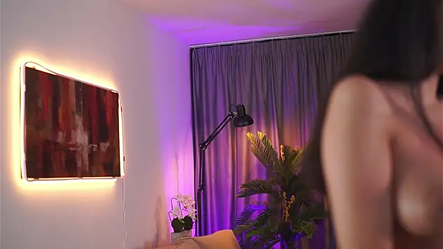 GinaValentinna online show from 12-27-24, 09:54