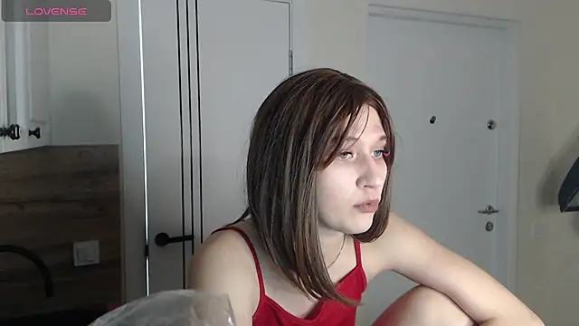 -LauraGold- online show from 02-24-25, 06:47