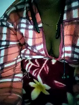 lovelyruhi online show from 01-18-25, 04:21