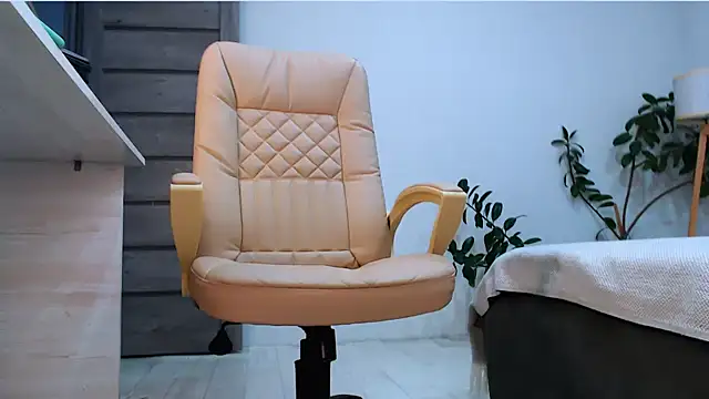 NaughtyNylonFeet online show from 10-22-25, 03:18