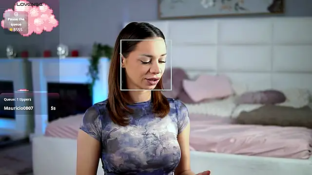 FlirtyFawn online show from 10-06-25, 01:58