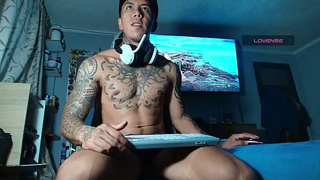 Snapshot of Nickhot0609 chatting on 02-28-26, 03:18 Nickhot0609 online show from 02-28-26, 03:18