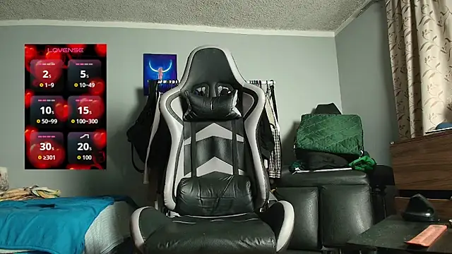 Snapshot of Nickhot0609 chatting on 03-30-26, 09:54 Nickhot0609 online show from 03-30-26, 09:54