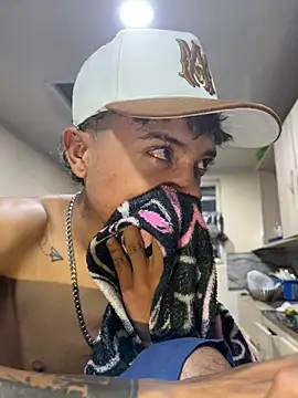 Edward Milleer online show from 12-26-24, 06:09