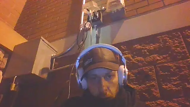 axelongshaft69 online show from 04-02-26, 10:24