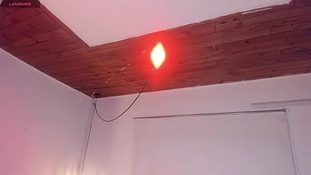 Jhiinny Brownn online show from 10-15-25, 03:28