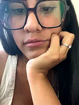 AleFantasy0001 online show from 09-21-25, 09:38