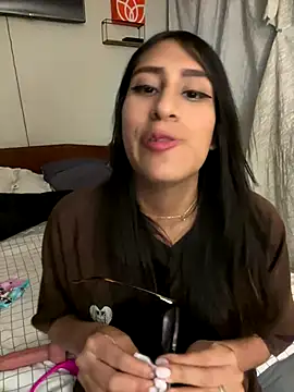 AleFantasy0001 online show from 10-25-25, 04:42