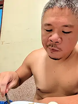 taiwan07010 online show from 04-20-26, 12:08