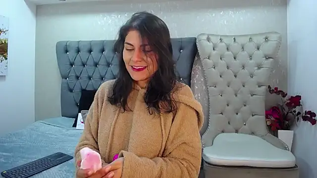 Melodi Roux online show from 03-14-25, 12:40