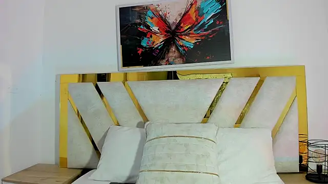 Snapshot of Emma_Payton chatting on 10-13-25, 11:32 Emma Payton online show from 10-13-25, 11:32