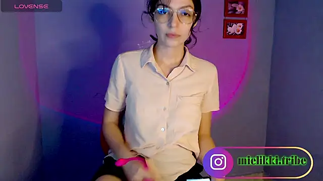 Snapshot of mielikki001 chatting on 12-20-24, 09:50 mielikki001 online show from 12-20-24, 09:50