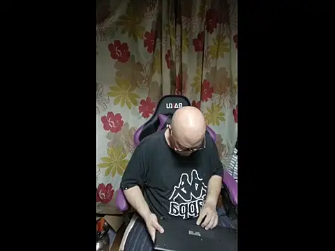 Snapshot of 419hisakun chatting on 10-19-25, 11:11 419hisakun online show from 10-19-25, 11:11