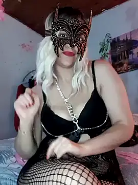Snapshot of Queen666997 chatting on 12-18-24, 11:51 Queen666997 online show from 12-18-24, 11:51
