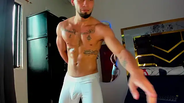 MattDevon online show from 11-07-25, 06:52