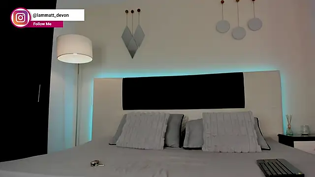 MattDevon online show from 12-05-25, 04:10