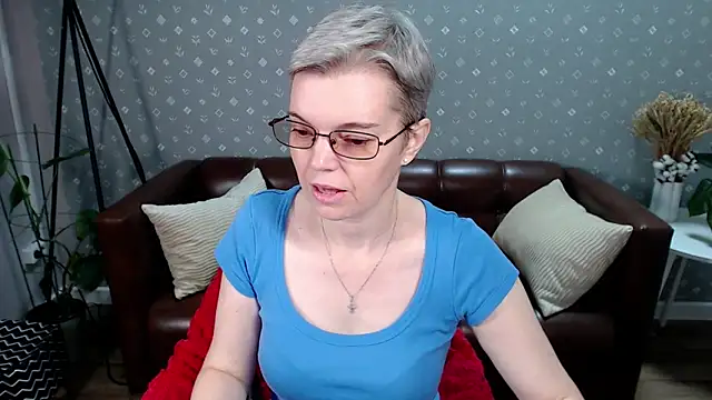 Cutie Erikaa1 online show from 09-14-25, 02:22