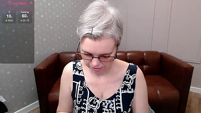 Snapshot of Cutie_Erikaa1 chatting on 03-22-26, 02:15 Cutie Erikaa1 online show from 03-22-26, 02:15