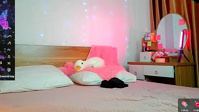 Snapshot of Taiyu_Yoshiwara chatting on 10-23-25, 05:18 Taiyu Yoshiwara online show from 10-23-25, 05:18