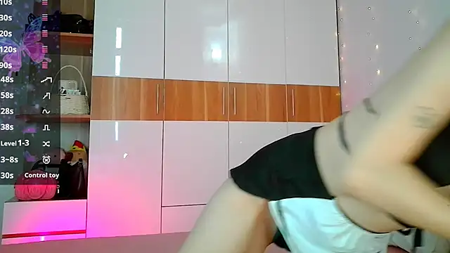 Snapshot of Taiyu_Yoshiwara chatting on 11-07-25, 11:38 Taiyu Yoshiwara online show from 11-07-25, 11:38