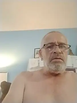 Snapshot of geilerschwanz64 chatting on 06-19-26, 10:41 geilerschwanz64 online show from 06-19-26, 10:41
