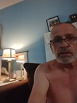 Snapshot of geilerschwanz64 chatting on 07-14-26, 02:38 geilerschwanz64 online show from 07-14-26, 02:38