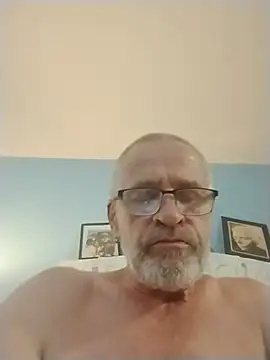 Snapshot of geilerschwanz64 chatting on 07-18-26, 07:12 geilerschwanz64 online show from 07-18-26, 07:12
