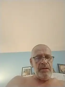 Snapshot of geilerschwanz64 chatting on 07-24-26, 06:55 geilerschwanz64 online show from 07-24-26, 06:55