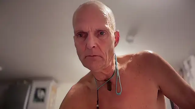 Snapshot of TowaFreespirit chatting on 03-05-26, 12:28 TowaFreespirit online show from 03-05-26, 12:28