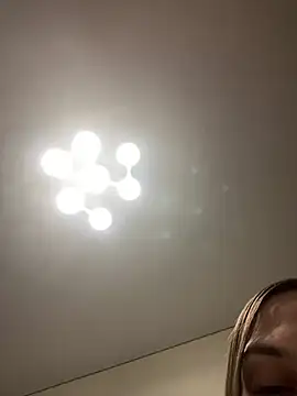 Snapshot of Janet_Welder chatting on 03-23-25, 12:36 Janet Welder online show from 03-23-25, 12:36