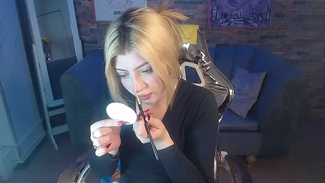 Kitty fox b online show from 12-13-24, 06:49