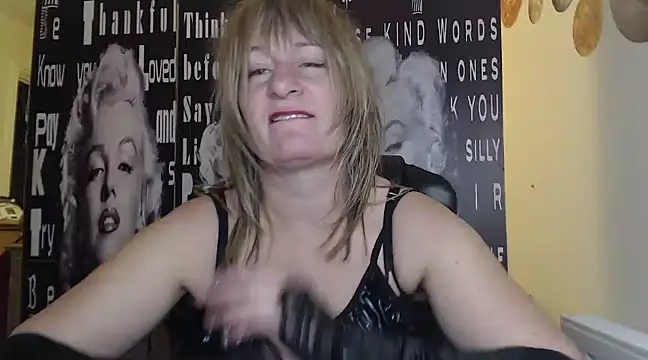BettyDavisX online show from 12-07-24, 11:12
