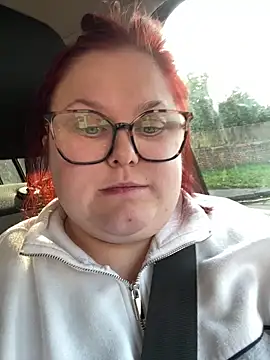 Tallulah-mae-xoxox online show from 02-17-25, 01:42