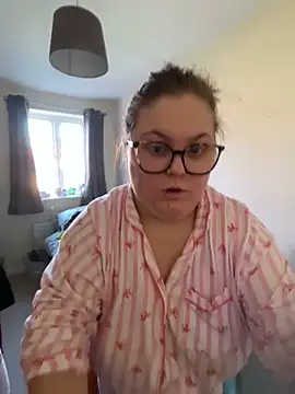 Tallulah-mae-xoxox online show from 03-18-26, 11:13