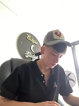 nico 18x online show from 11-25-25, 05:02