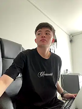 nico 18x online show from 12-18-25, 08:04