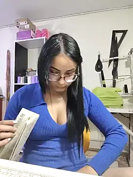 aleejhandraa online show from 01-31-25, 08:22