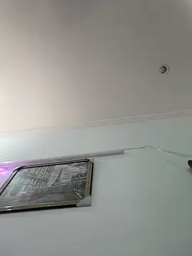 Snapshot of Archi-07 chatting on 09-28-25, 07:58 Archi-07 online show from 09-28-25, 07:58