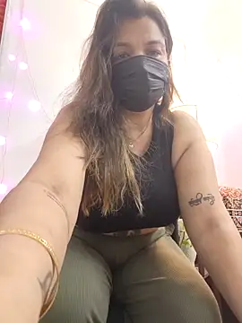 Snapshot of Archi-07 chatting on 10-02-25, 11:34 Archi-07 online show from 10-02-25, 11:34